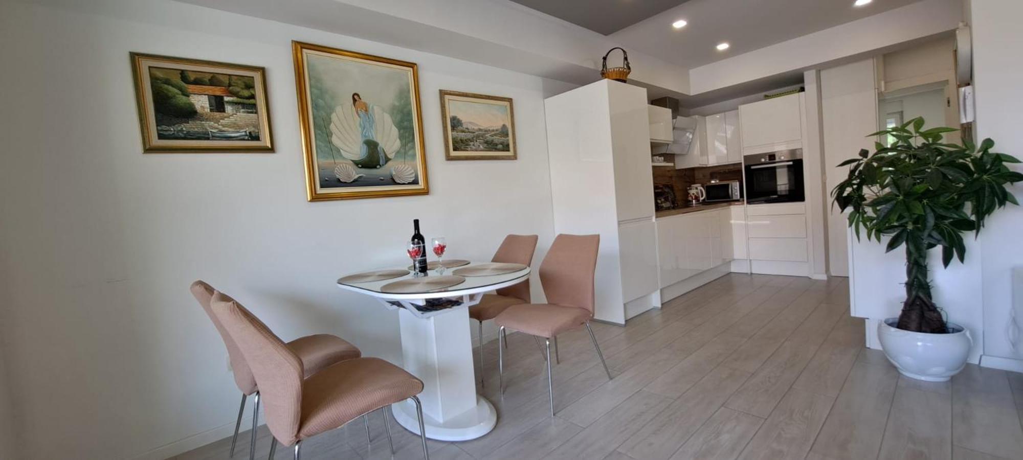 "Modern Apartment Matutu" - Parking Is In The Garage Makarska Buitenkant foto